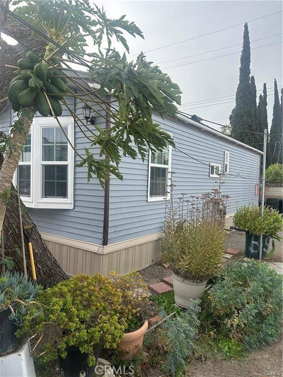 Fullerton, CA 92833,1850 W Orangethorpe AVE #5