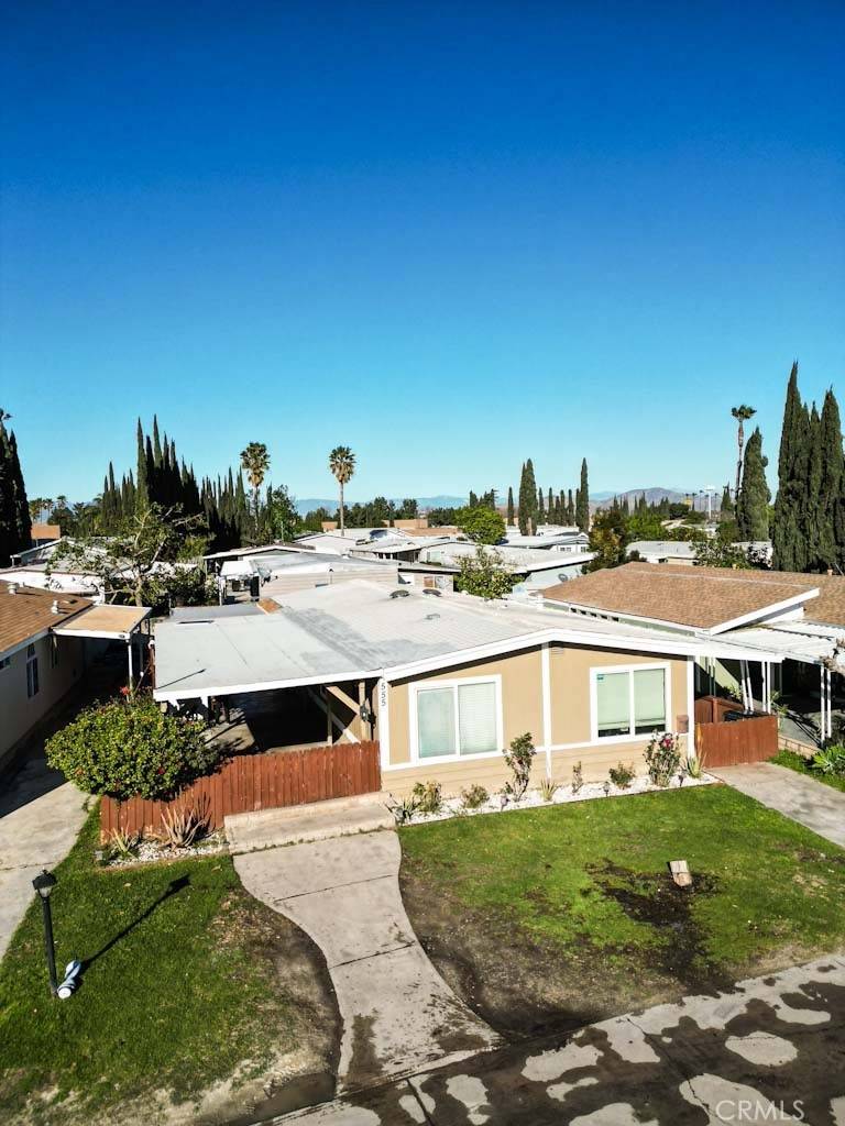 Eastvale, CA 91752,5800 Hamner AVE #555