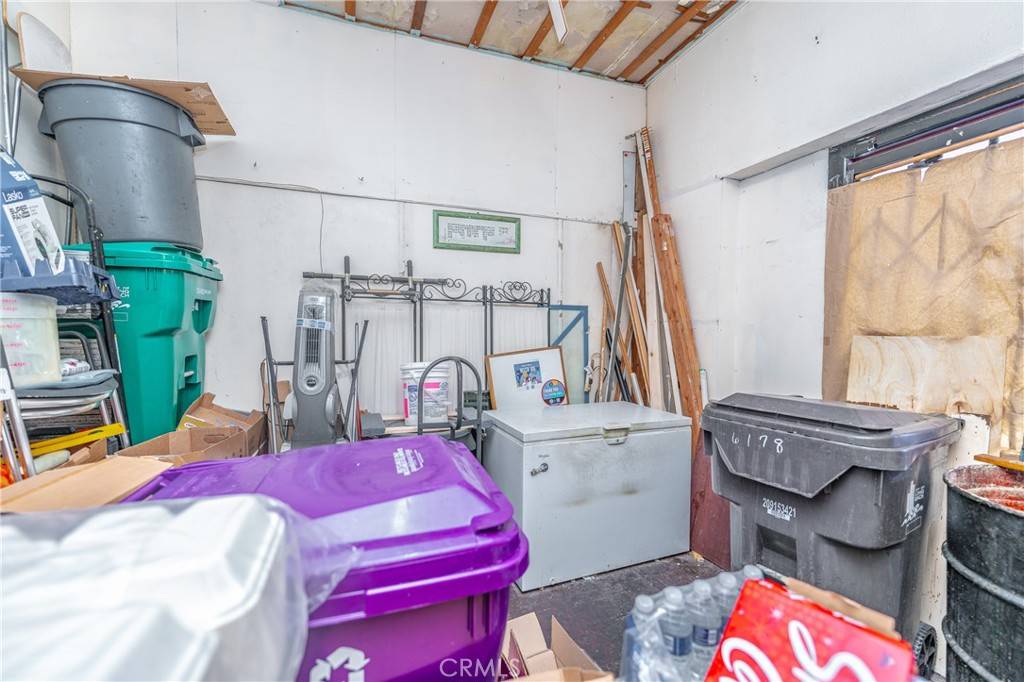 6172 long beach BLVD Long Beach, CA 90805