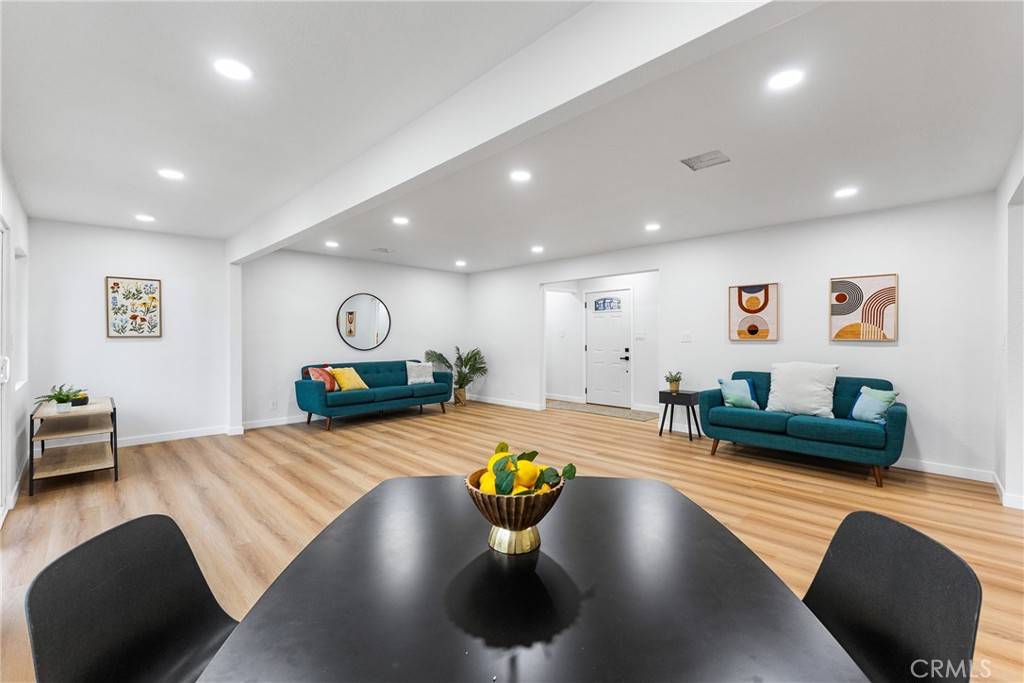 Mission Hills (san Fernando), CA 91345,15540 Septo ST