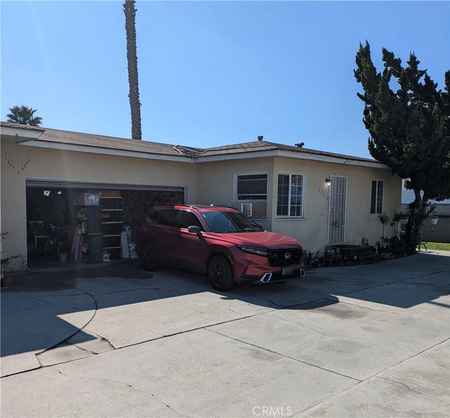 Downey, CA 90241,8316 Luxor ST #4