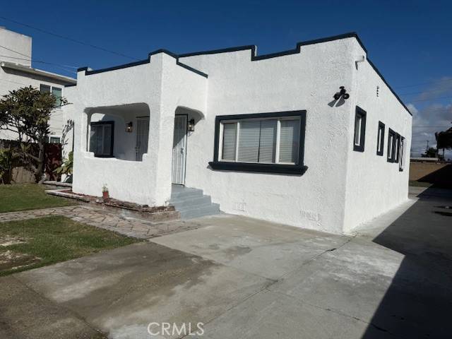 Compton, CA 90220,441 W Palm ST
