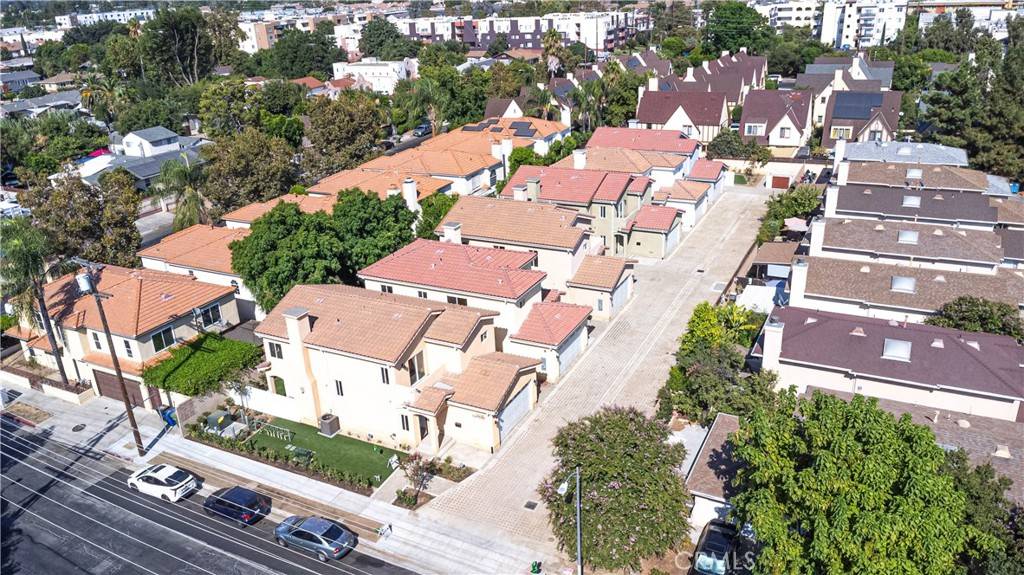 Panorama City, CA 91402,9246 Cedros AVE #3