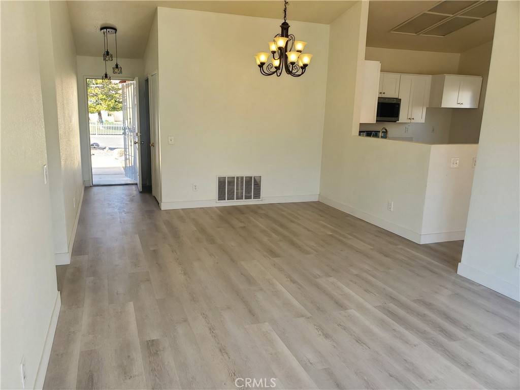 Adelanto, CA 92301,10695 Plainfield ST