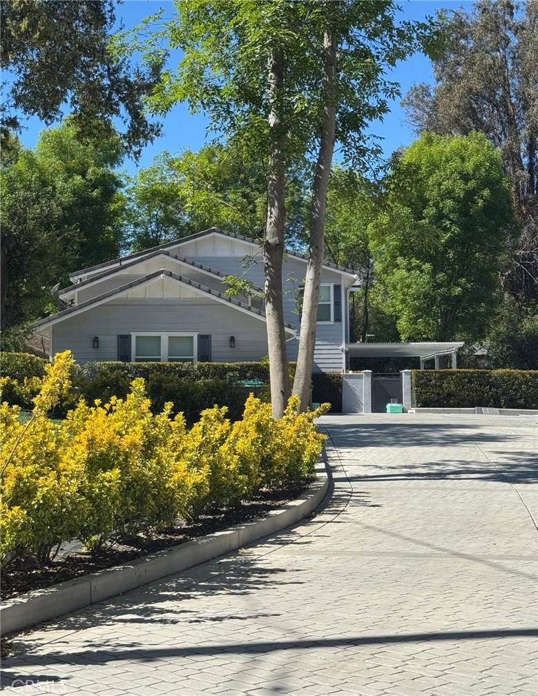 Covina, CA 91724,2443 Cameron AVE