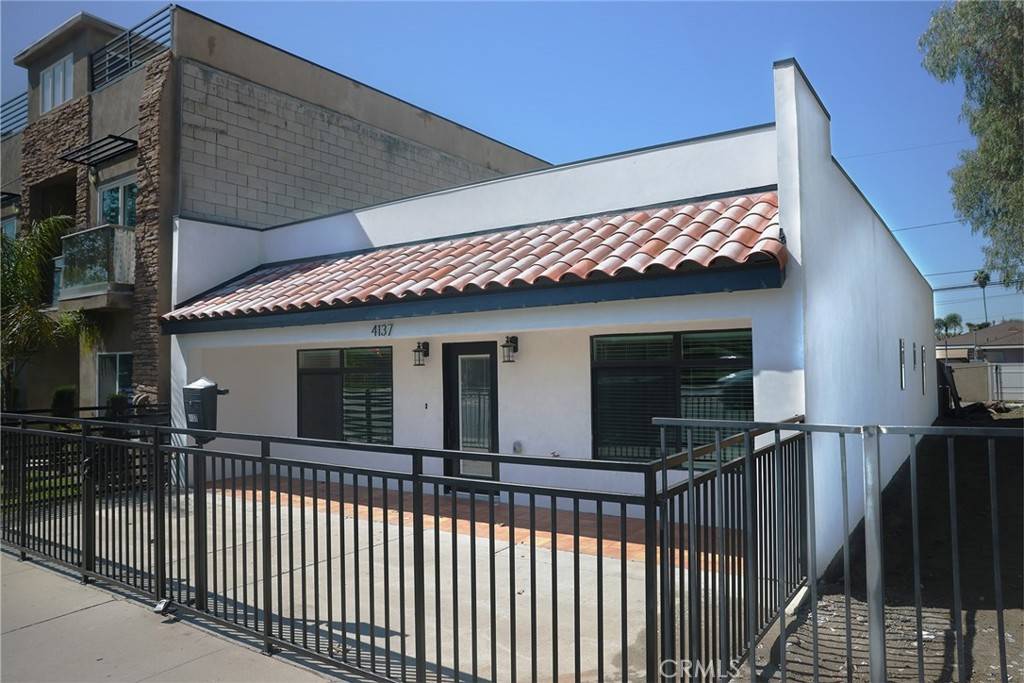 Pico Rivera, CA 90660,4137 Rosemead BLVD