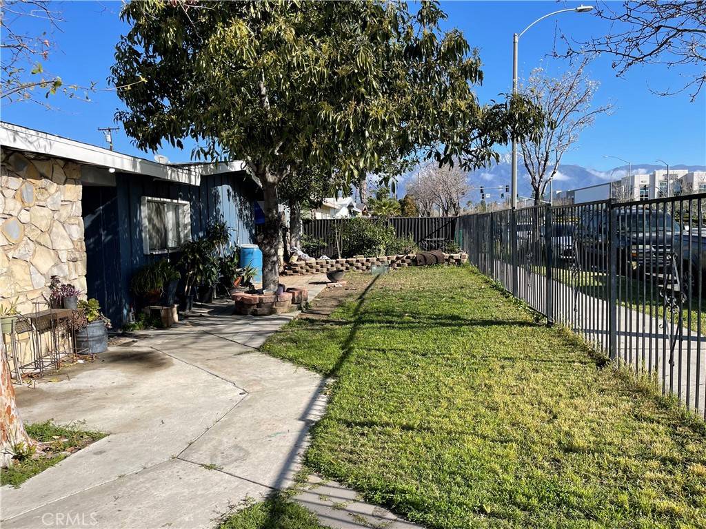 Ontario, CA 91764,857 N Vineyard AVE