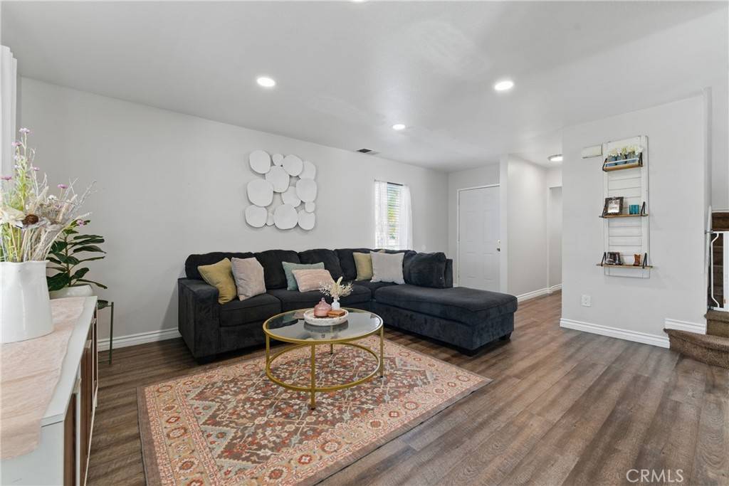 Moreno Valley, CA 92551,25595 Sierra Cadiz CT