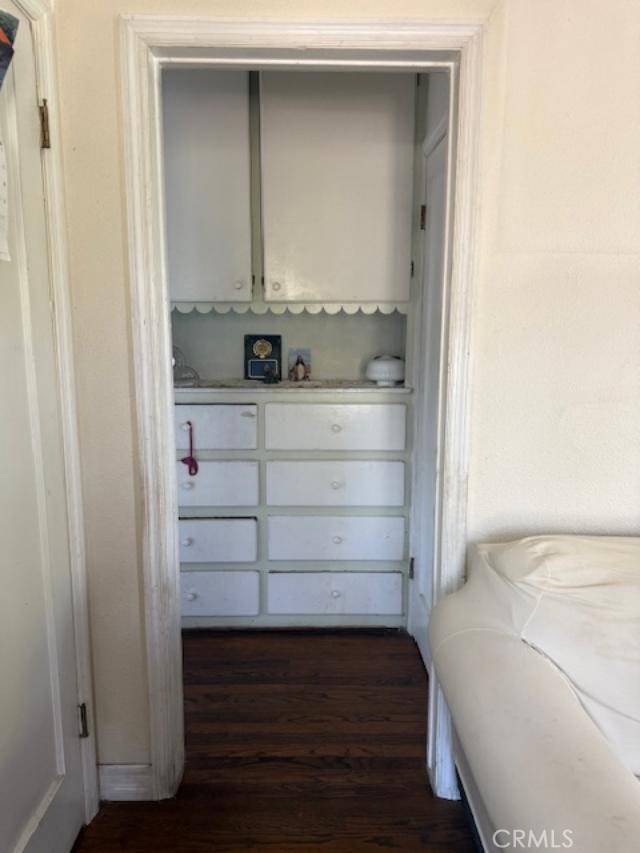 Long Beach, CA 90805,84 W Pleasant ST