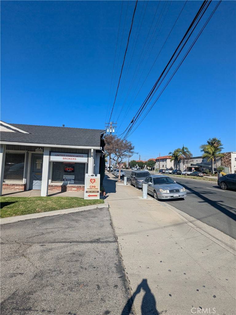 Downey, CA 90241,11563 Paramount BLVD