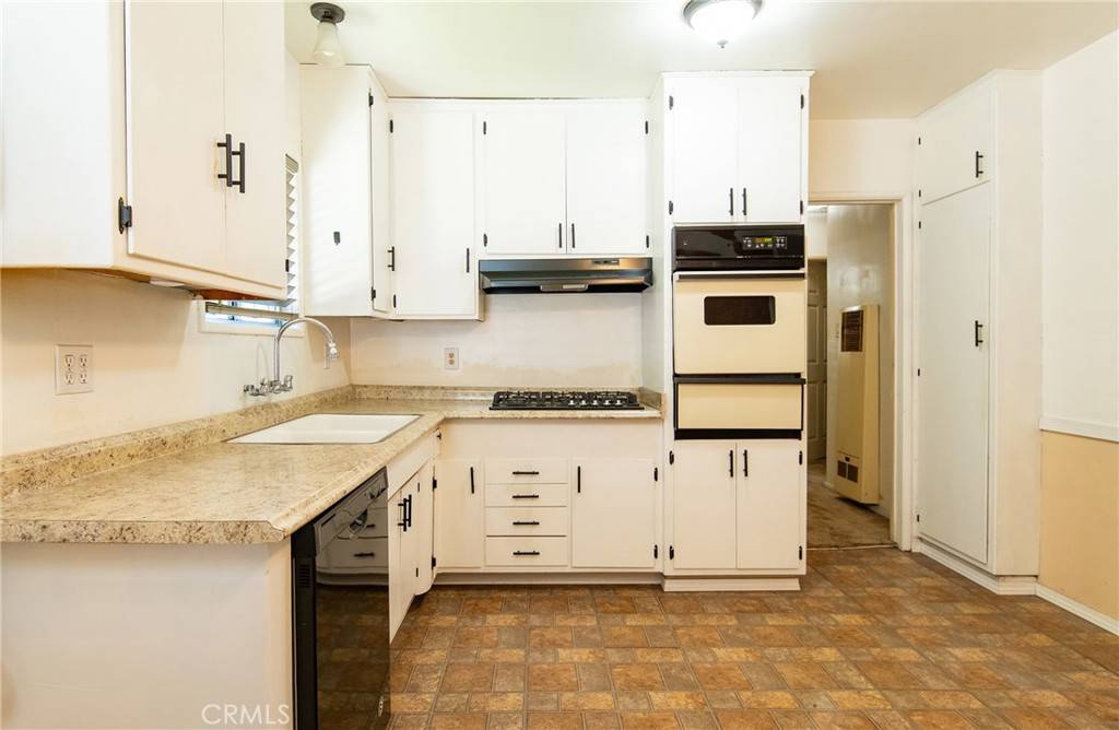 Whittier, CA 90605,9052 Laurel AVE