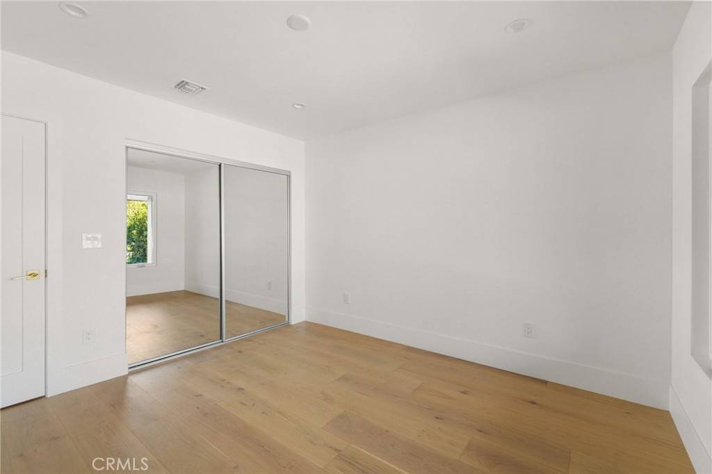 Downey, CA 90241,10822 Hasty AVE