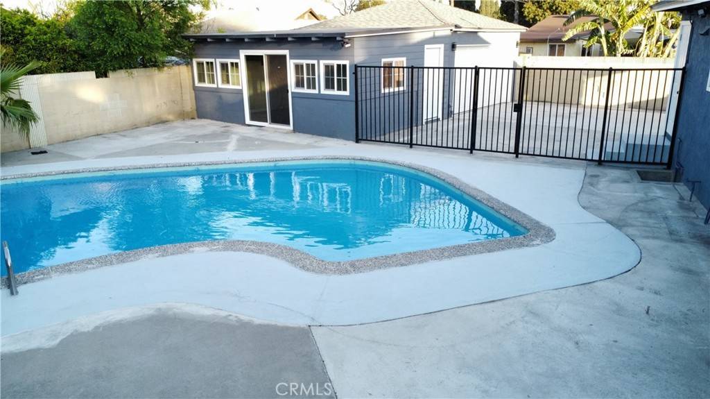 Lynwood, CA 90262,4535 Blount PL