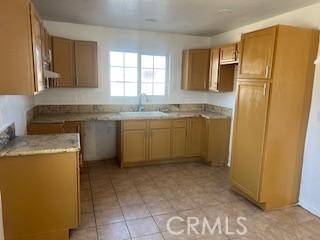Lake Los Angeles, CA 93591,39727 171st ST E