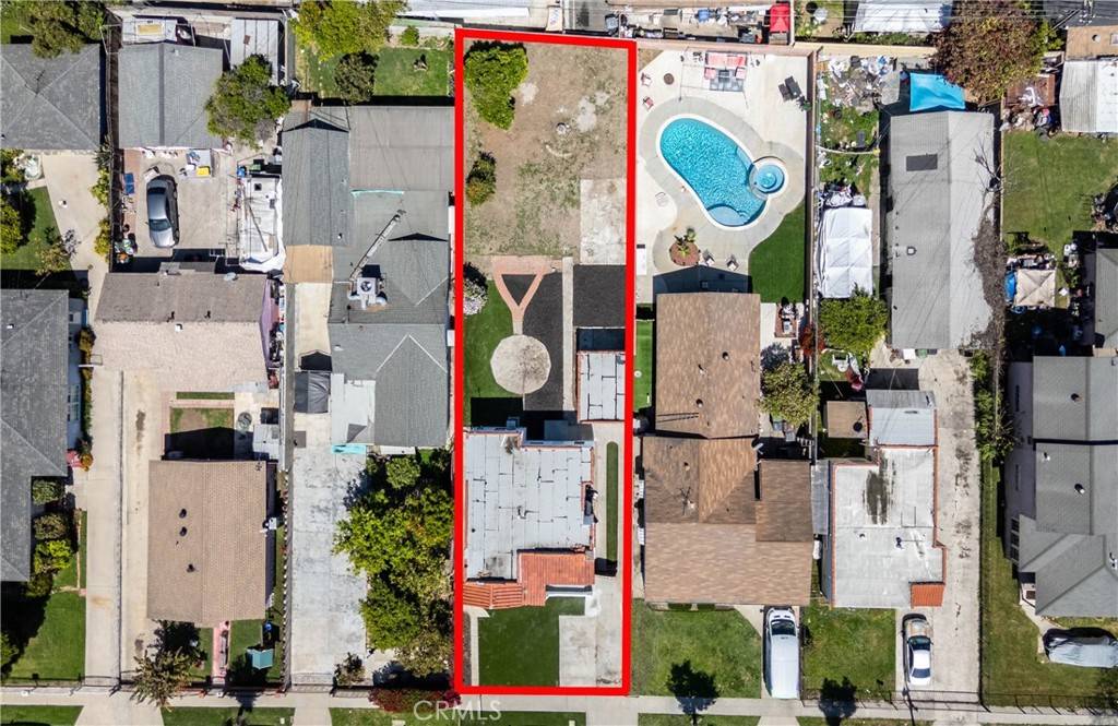 Compton, CA 90221,925 E Stockton AVE