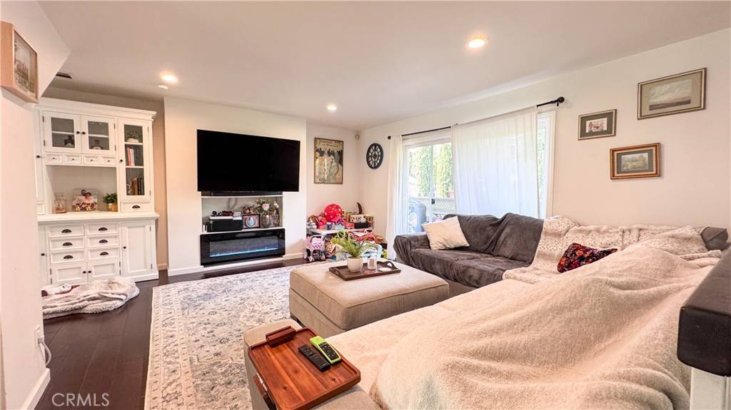 La Habra, CA 90631,965 unit D W Imperial #54