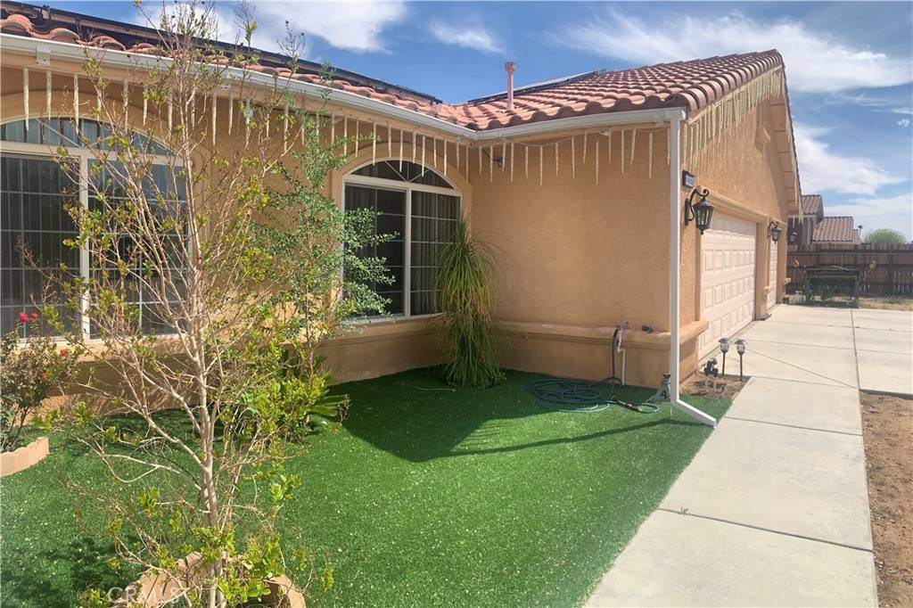 Victorville, CA 92392,14930 Coalinga RD