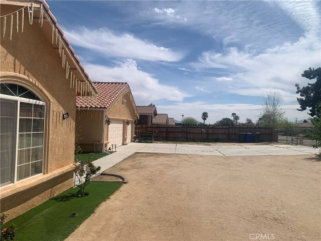 Victorville, CA 92392,14930 Coalinga RD