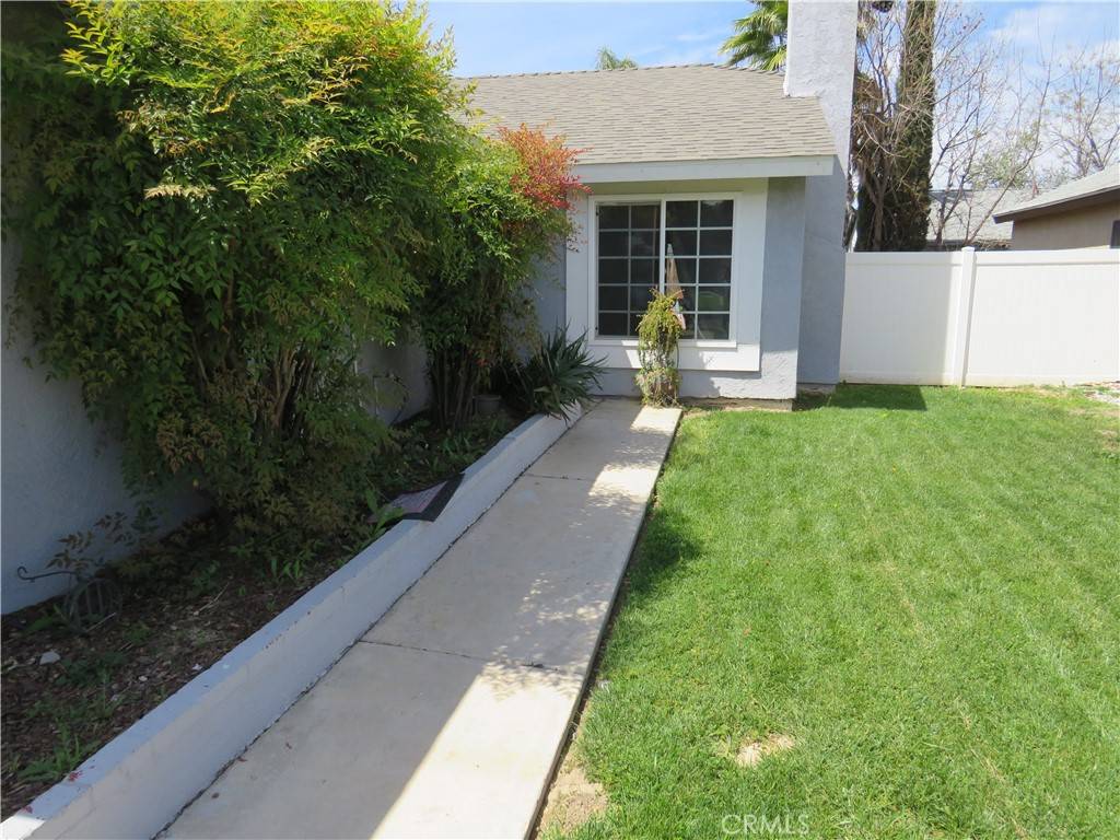 Perris, CA 92571,1892 Murrieta RD