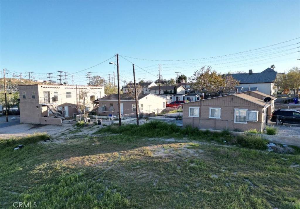 Victorville, CA 92395,15563 5th ST