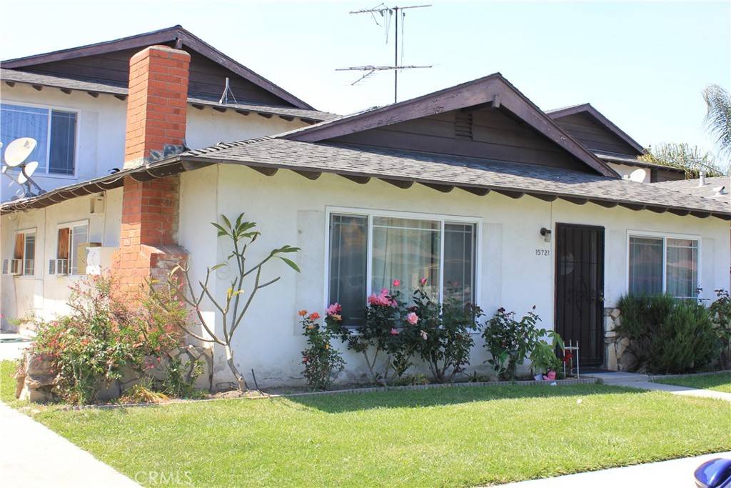 Paramount, CA 90723,15721 Perilla AVE