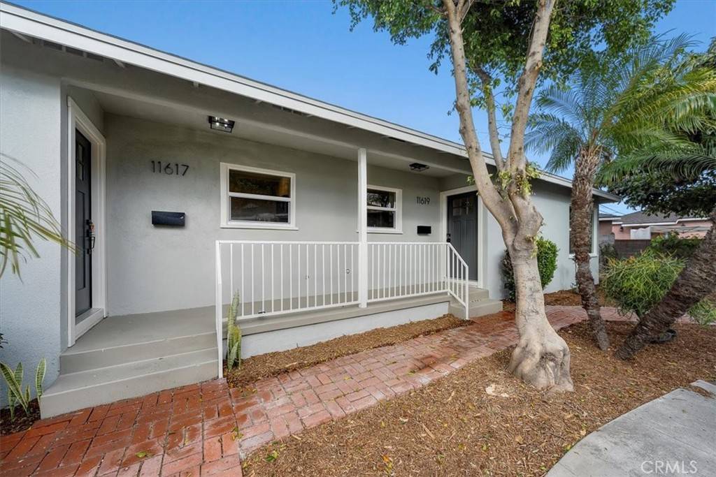Downey, CA 90241,11619 Dolan AVE