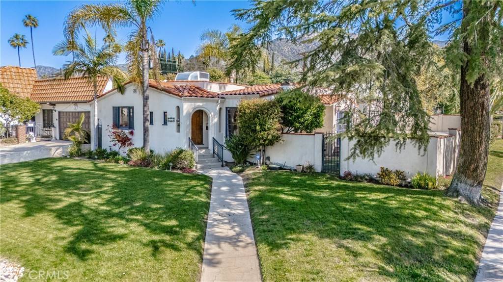 Glendale, CA 91201,1633 Bel Aire DR