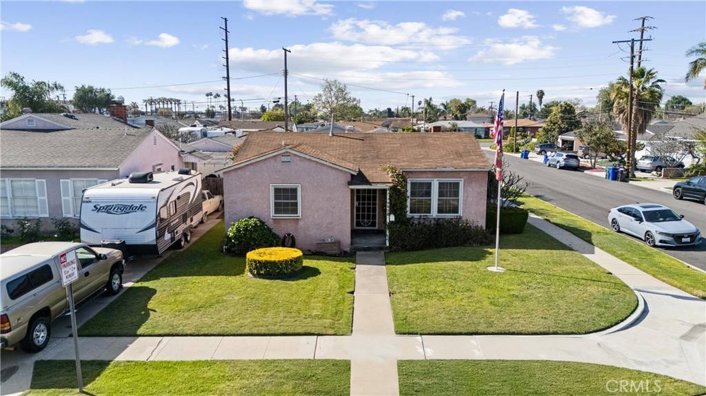 Downey, CA 90242,9632 Belcher ST