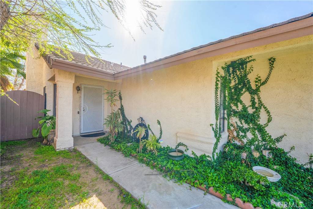 Moreno Valley, CA 92551,15786 June CT