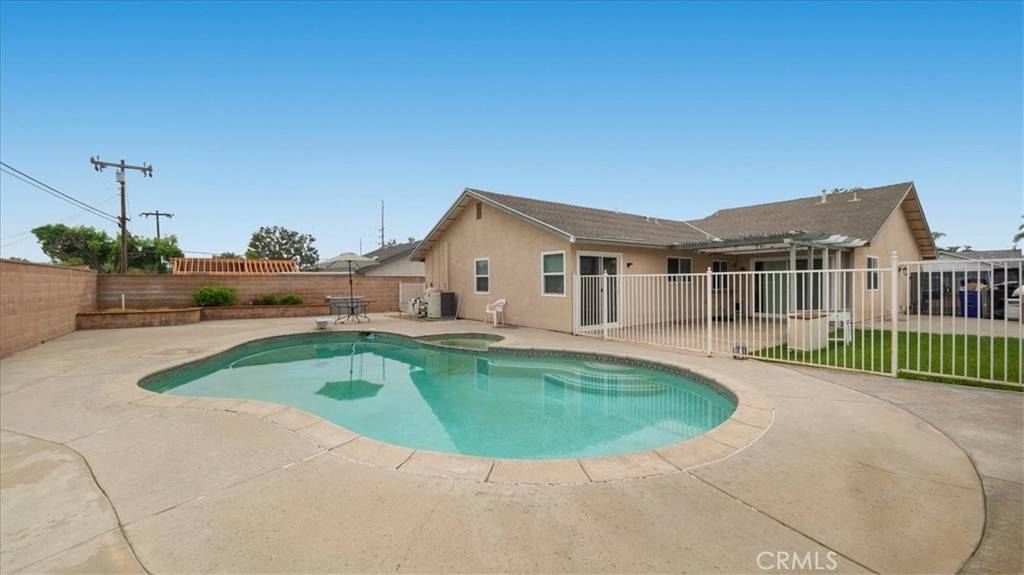 Upland, CA 91786,164 Genoa Way