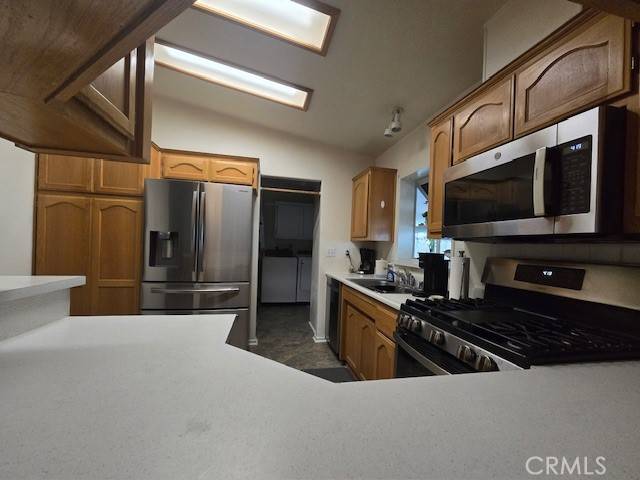 Upland, CA 91786,1350 San Bernardino RD #156