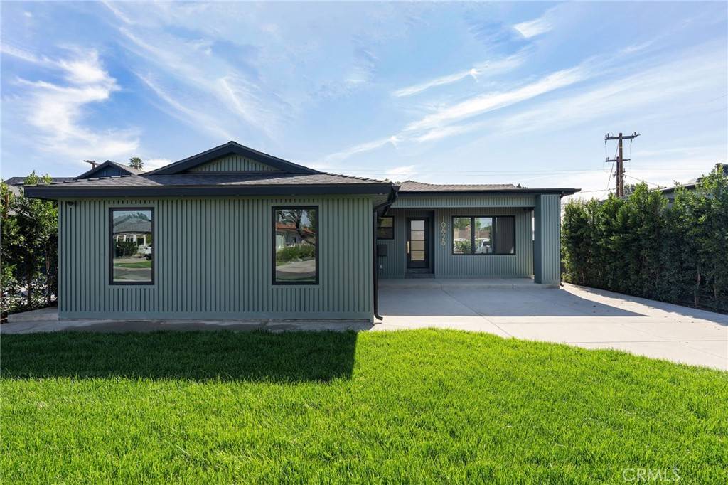 Downey, CA 90241,10828 Hasty AVE