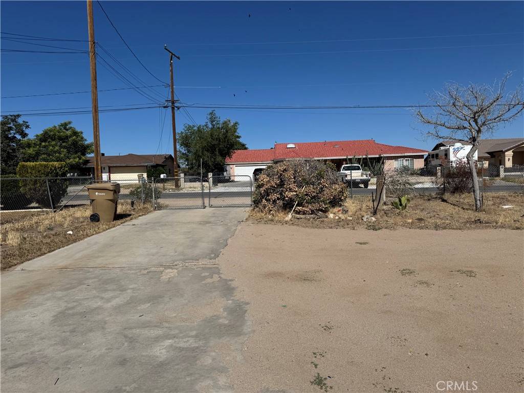 Hesperia, CA 92345,9289 Hickory AVE