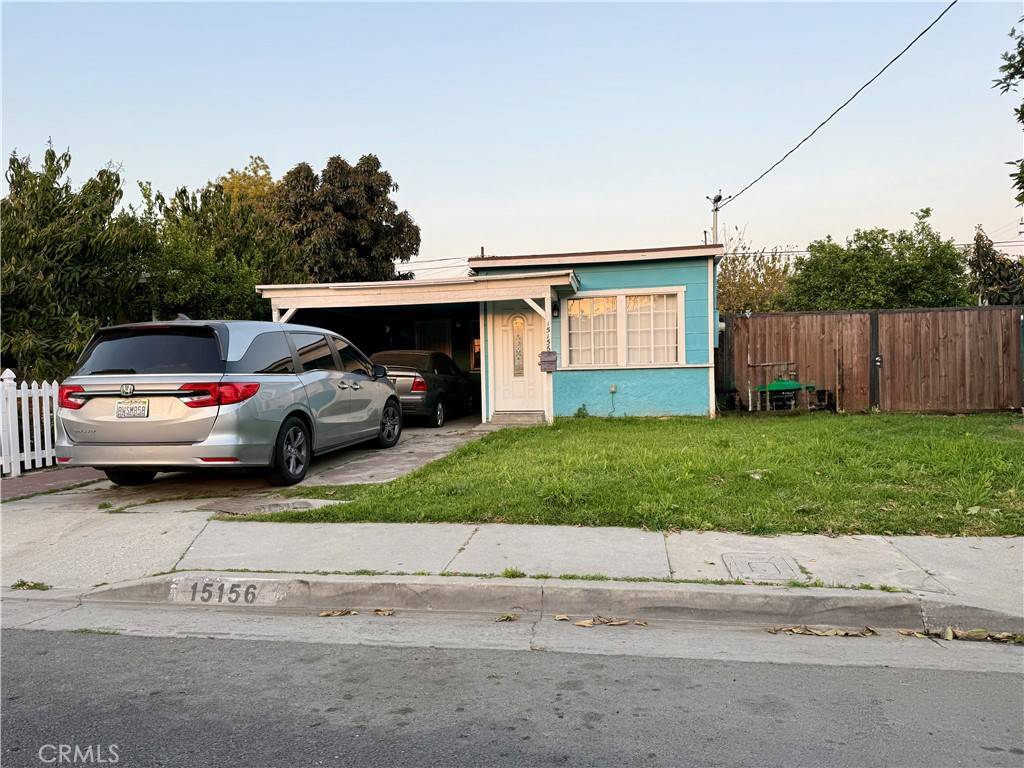 Paramount, CA 90723,15156 Bellota AVE