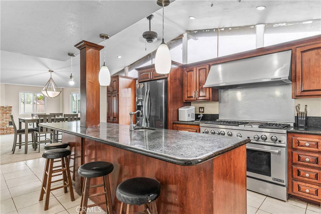 Whittier, CA 90603,10930 Groveland AVE