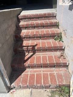 San Pedro, CA 90731,586 W 1st ST