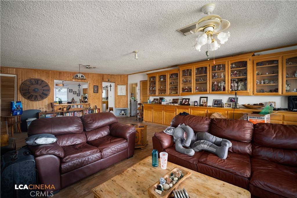 Bakersfield, CA 93313,4116 Margalo AVE