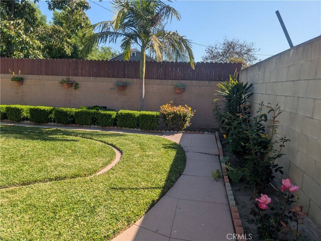 South Gate, CA 90280,2912 Santa Ana ST