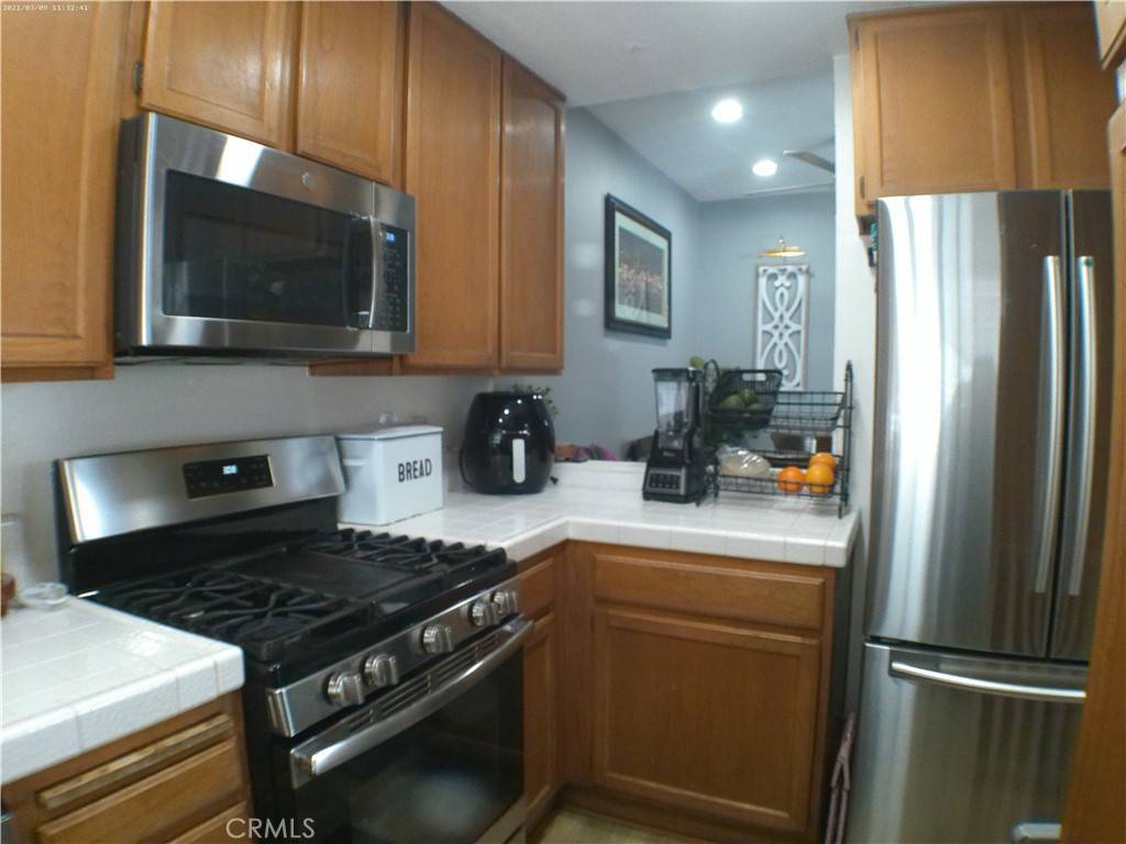 Carson, CA 90745,140 W 220th ST #105