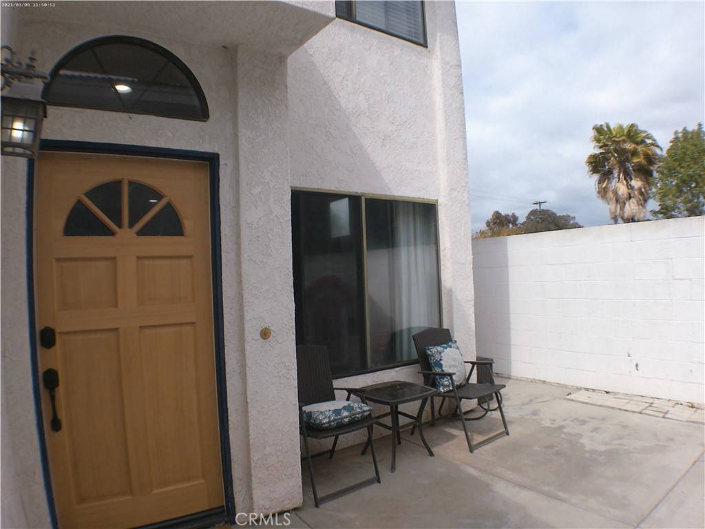 Carson, CA 90745,140 W 220th ST #105