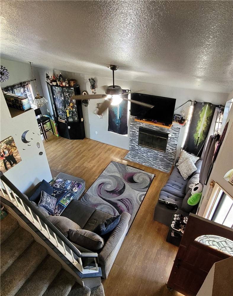 Fontana, CA 92336,17072 Fern ST