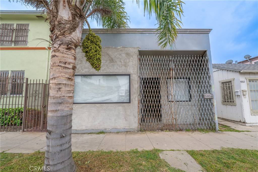 Los Angeles, CA 90043,5956 West BLVD
