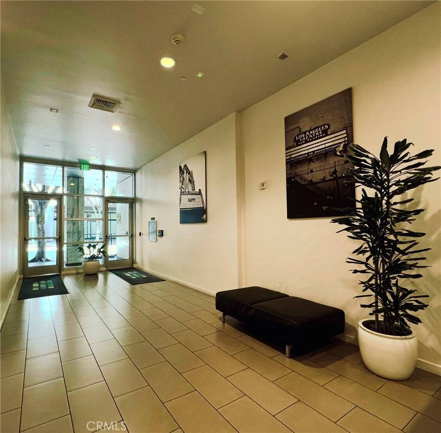 Los Angeles, CA 90017,630 W 6th ST #611