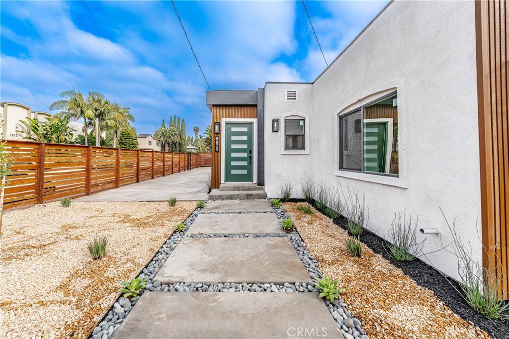 Los Angeles, CA 90034,8629 Guthrie AVE