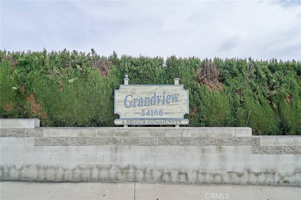 Lomita, CA 90717,24100 Pennsylvania ST #103