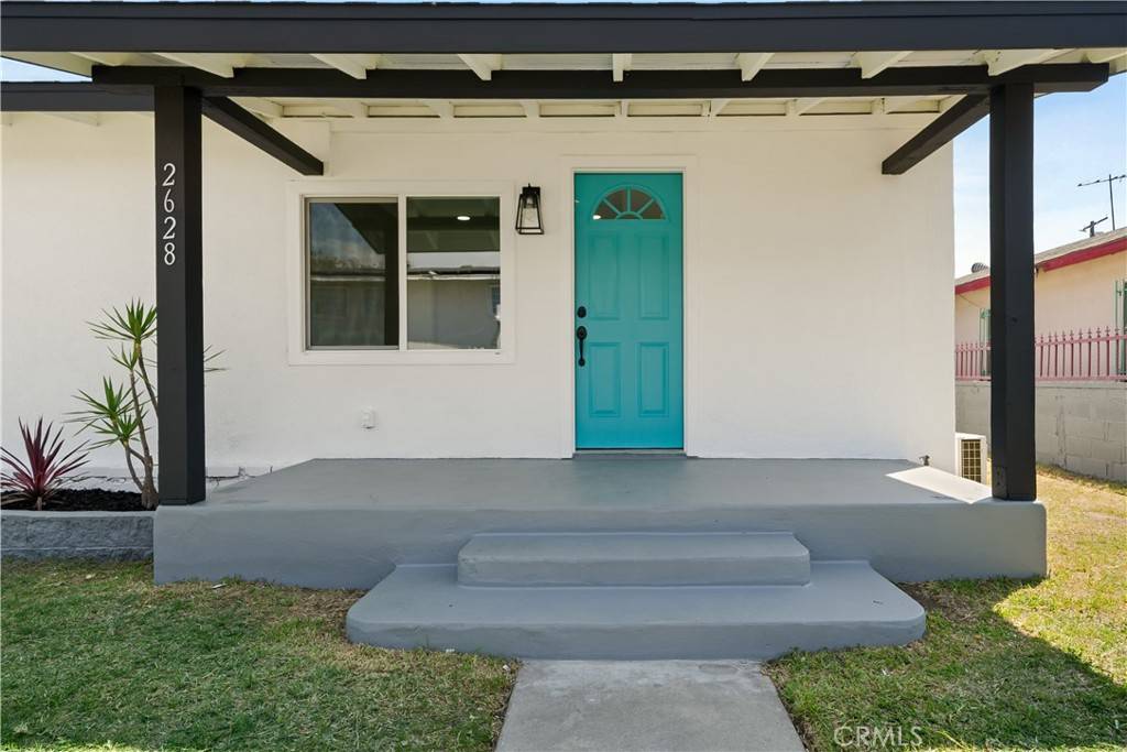 Compton, CA 90222,2628 E 126th ST