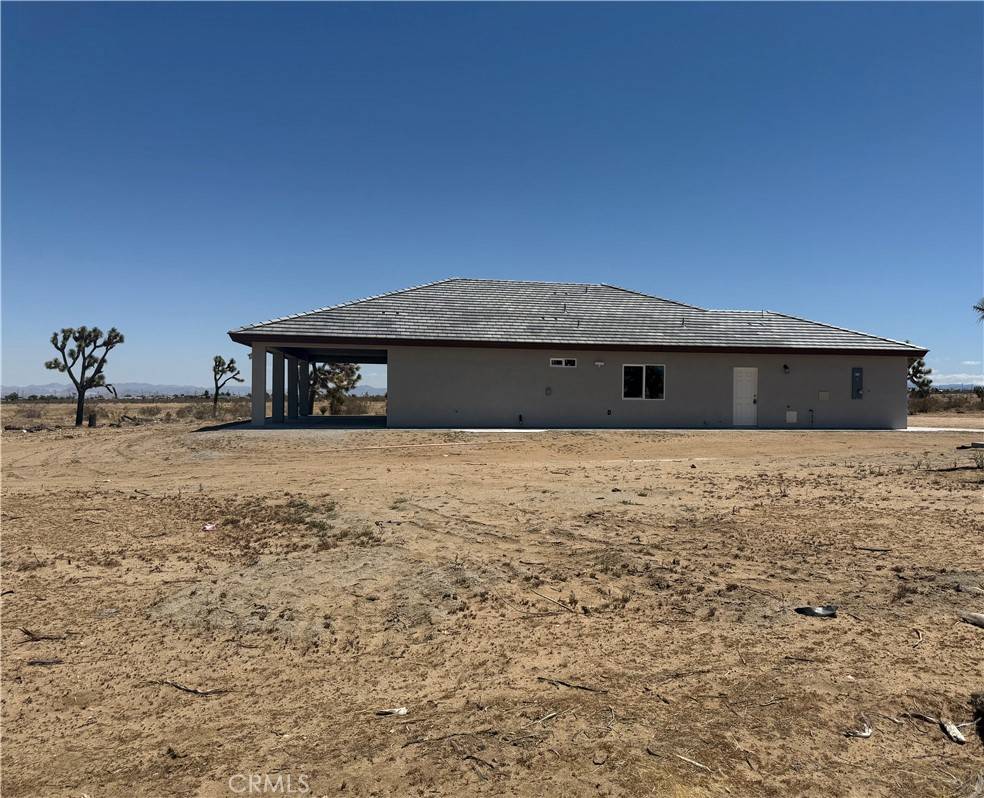 Phelan, CA 92371,6472 Cayucos DR