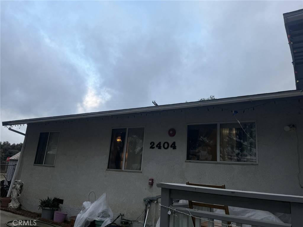 Campo, CA 91906,2404 Lake Morena DR