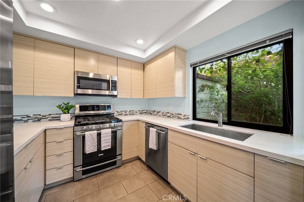 Palm Springs, CA 92264,2343 Miramonte CIR W #D