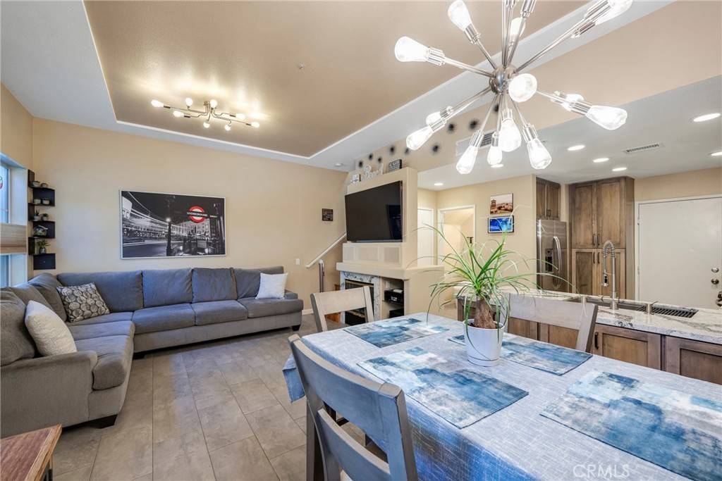 Aliso Viejo, CA 92656,11 Coronado Cay LN